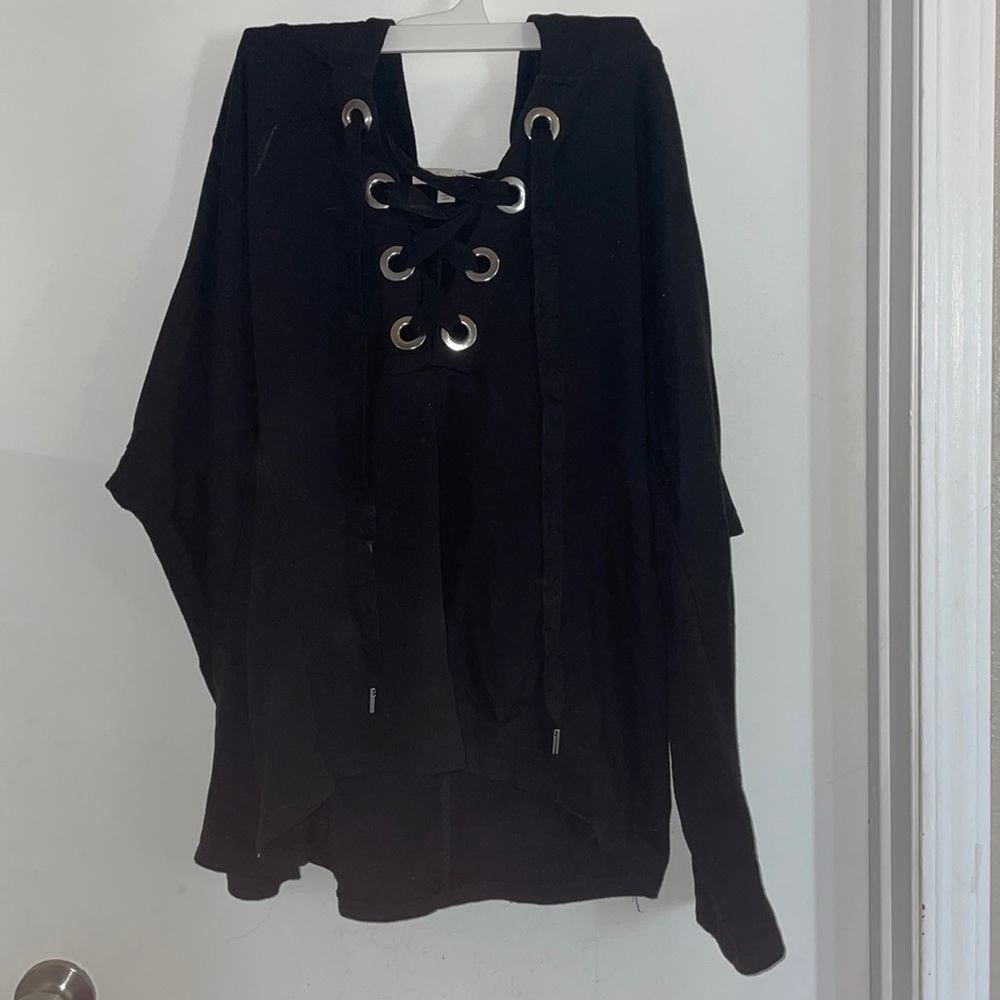 Black lace up sweatshirt with hoodie